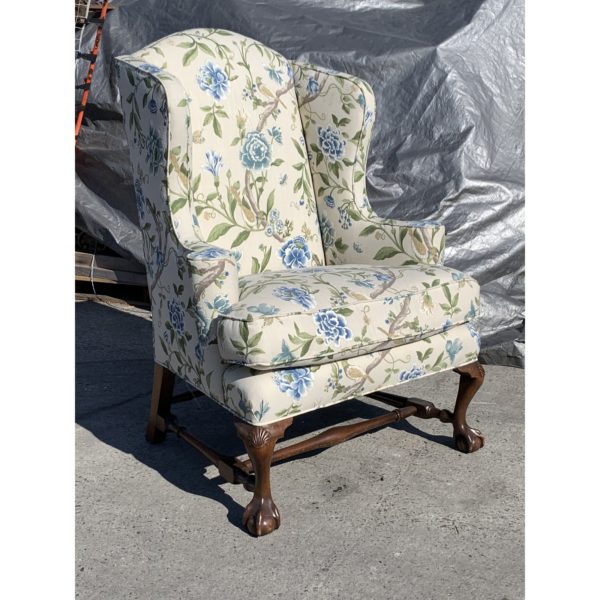 english-style-traditional-wingback-chair-floral-motif-7707