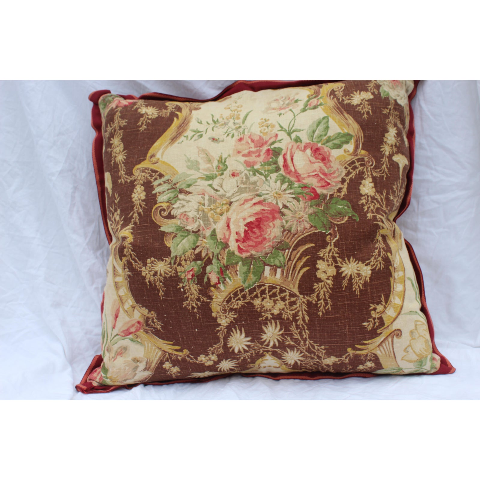english-traditional-floral-printed-linen-down-pillow-6026