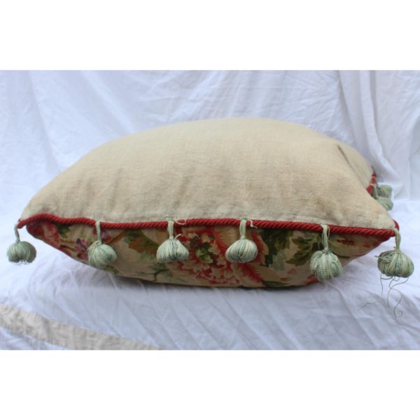 english-traditional-nice-size-down-pillow-2117