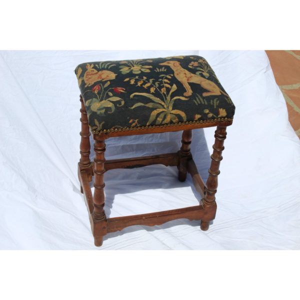17th-century-french-needlepoint-stool-4446