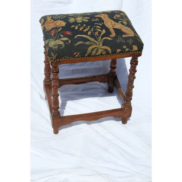 17th-century-french-needlepoint-stool-9198