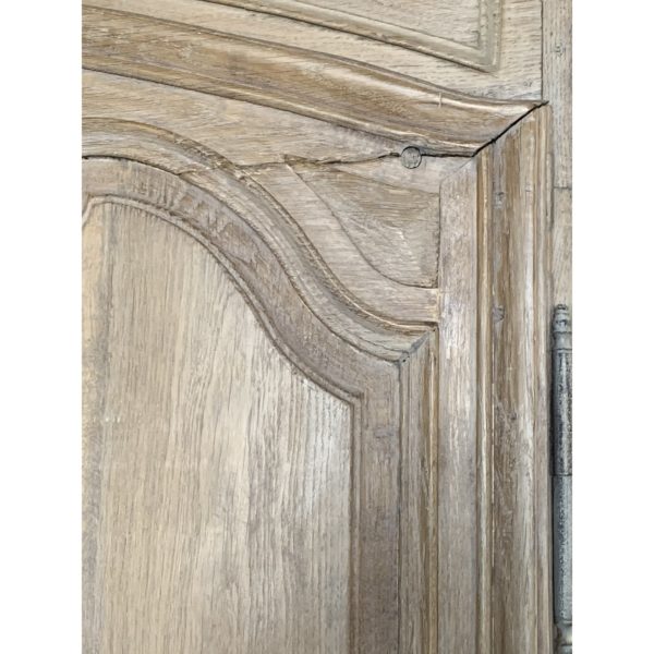 french-country-provincial-louis-xv-style-armoire-0876