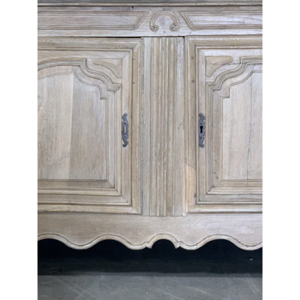 french-country-provincial-louis-xv-style-armoire-4017