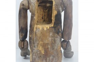 18ccentury-pacific-rim-carved-wooden-figure-sculpture-0341
