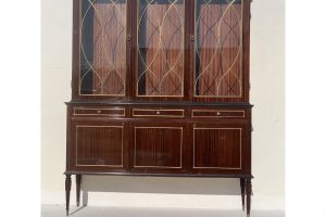 1960s-italian-modern-display-cabinet-4091