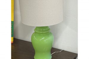 1960s-lime-green-colored-italian-glass-lamp-1152