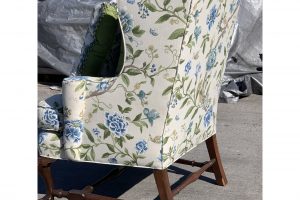 english-style-traditional-wingback-chair-floral-motif-2191