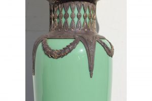 mid-19th-century-green-english-gilt-bronze-lamp-3832