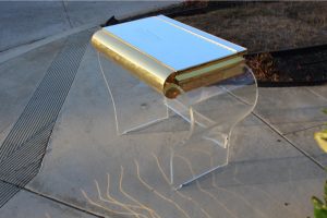 mid-century-modern-gold-and-lucite-mirror-top-vanity-6018